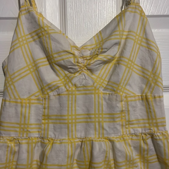 Old Navy dress Size 4 - Picture 2 of 5